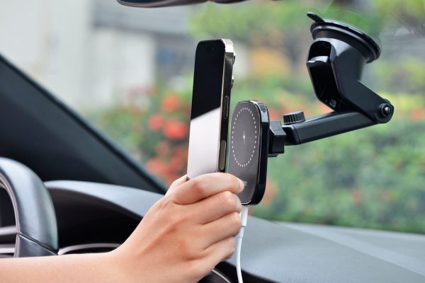 Energizer MagSafe Wireless Car Charger Mount Fast Charging-21