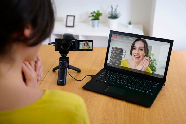 Sony ZV 1 Digital Camera for Content Creators Black White-19