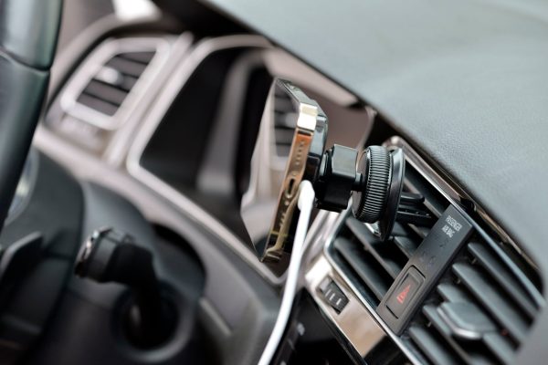 Energizer MagSafe Wireless Car Charger Mount Fast Charging-17