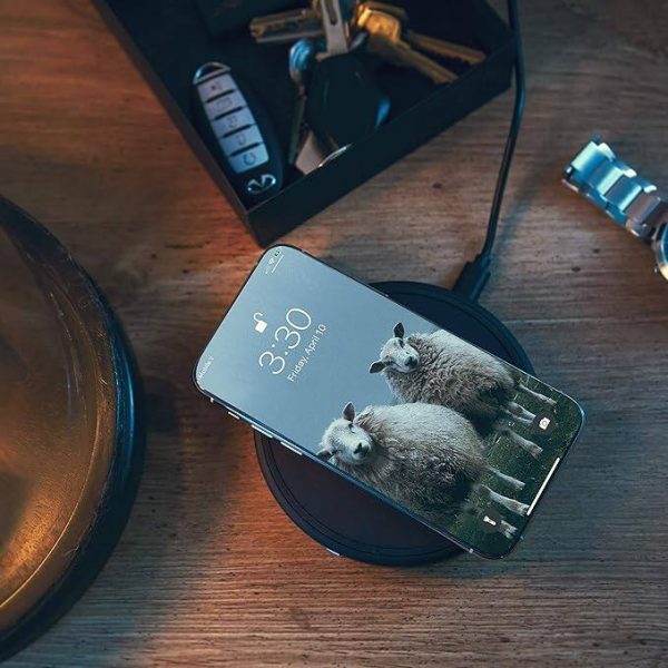 Tylt Shield Wireless Charging Pad Fast Qi Charger-3